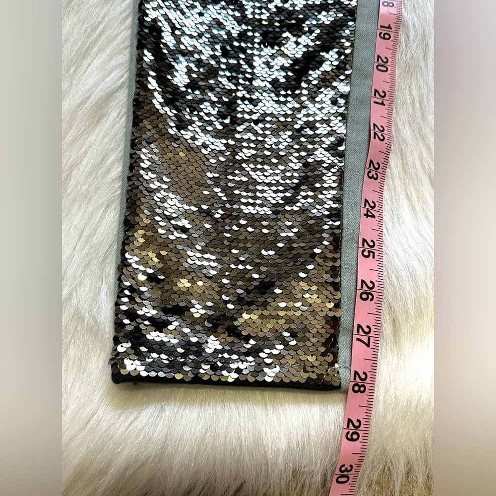 French Connection Women’s Jeans Reversible Flip Sequins Gunmetal Size 10 NWOT - Picture 7 of 15